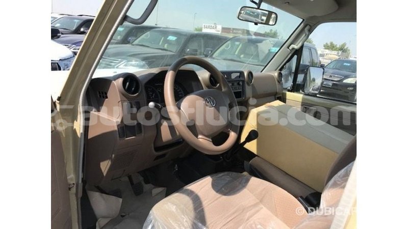 Big with watermark toyota land cruiser anse la raye import dubai 2309
