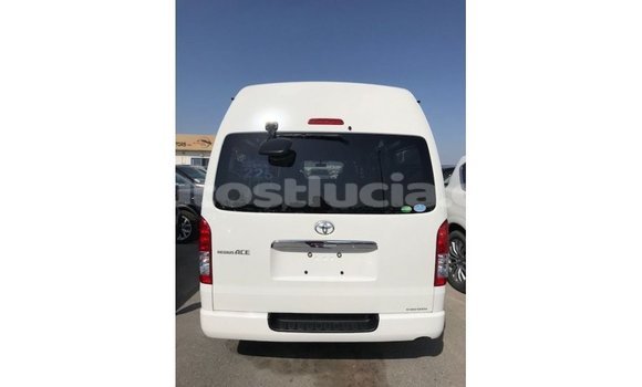Buy Import Toyota Hiace White Car in Import - Dubai in Anse-la-Raye Buy Import Toyota Hiace White Car in Import - Dubai in Anse-la-Raye