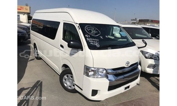 Buy Import Toyota Hiace White Car in Import - Dubai in Anse-la-Raye Buy Import Toyota Hiace White Car in Import - Dubai in Anse-la-Raye