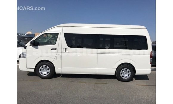 Buy Import Toyota Hiace White Car in Import - Dubai in Anse-la-Raye Buy Import Toyota Hiace White Car in Import - Dubai in Anse-la-Raye