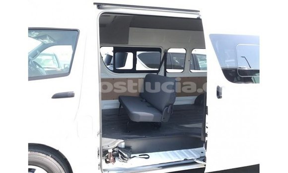 Buy Import Toyota Hiace White Car in Import - Dubai in Anse-la-Raye Buy Import Toyota Hiace White Car in Import - Dubai in Anse-la-Raye