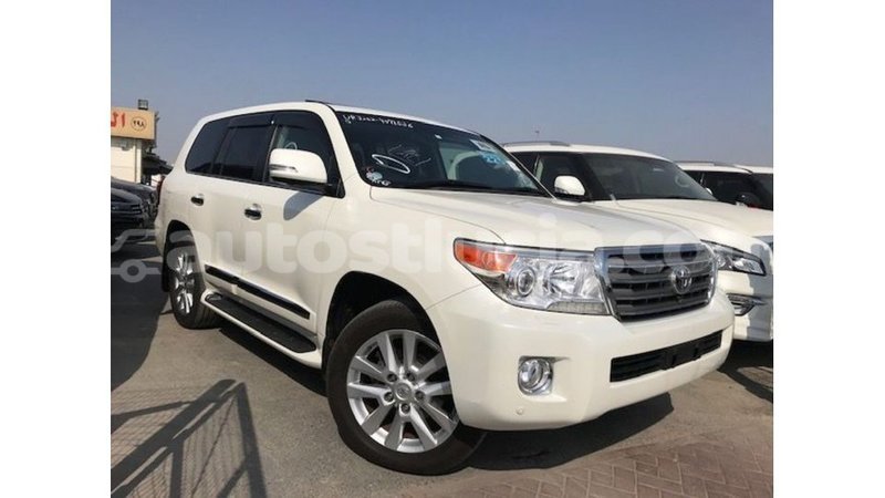 Big with watermark toyota land cruiser anse la raye import dubai 2312