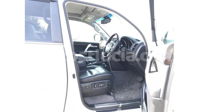 Big with watermark toyota land cruiser anse la raye import dubai 2312