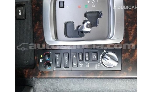 Buy Import Toyota Land Cruiser White Car in Import - Dubai in Anse-la-Raye Buy Import Toyota Land Cruiser White Car in Import - Dubai in Anse-la-Raye