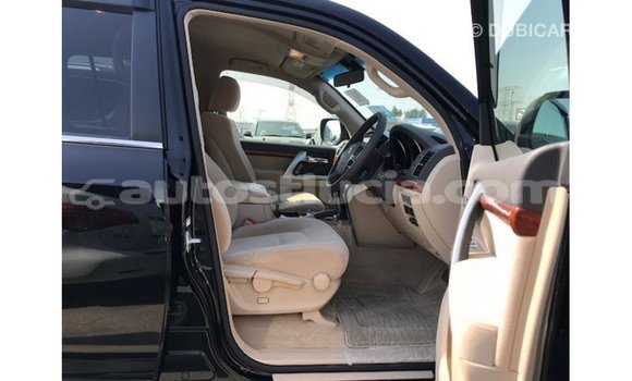 Buy Import Toyota Land Cruiser Black Car in Import - Dubai in Anse-la-Raye Buy Import Toyota Land Cruiser Black Car in Import - Dubai in Anse-la-Raye
