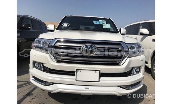 Buy Import Toyota Land Cruiser White Car in Import - Dubai in Anse-la-Raye Buy Import Toyota Land Cruiser White Car in Import - Dubai in Anse-la-Raye