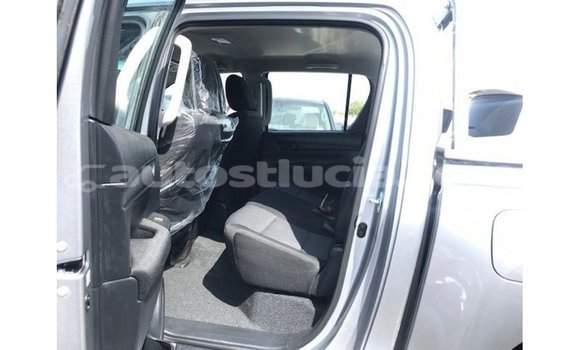 Buy Import Toyota Hilux Other Car in Import - Dubai in Anse-la-Raye Buy Import Toyota Hilux Other Car in Import - Dubai in Anse-la-Raye