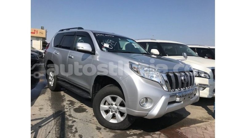 Big with watermark toyota prado anse la raye import dubai 2317