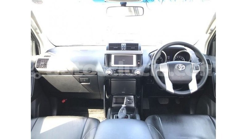 Big with watermark toyota prado anse la raye import dubai 2317