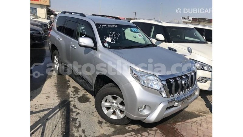 Big with watermark toyota prado anse la raye import dubai 2317