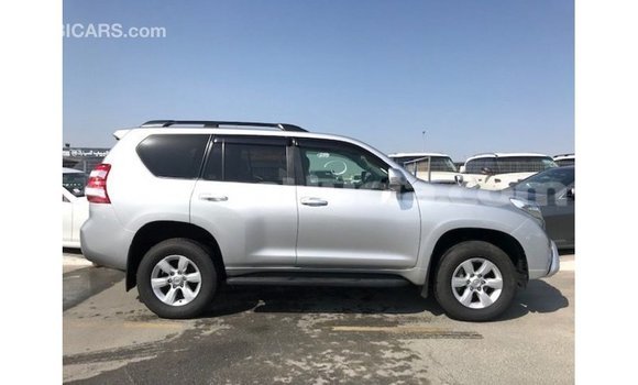 Acheter Import Voiture Toyota Prado Autre à Import - Dubai, Anse-la-Raye Acheter Import Voiture Toyota Prado Autre à Import - Dubai, Anse-la-Raye