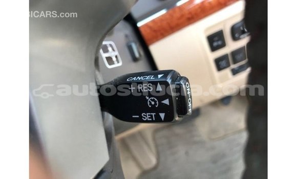 Buy Import Toyota Land Cruiser White Car in Import - Dubai in Anse-la-Raye Buy Import Toyota Land Cruiser White Car in Import - Dubai in Anse-la-Raye