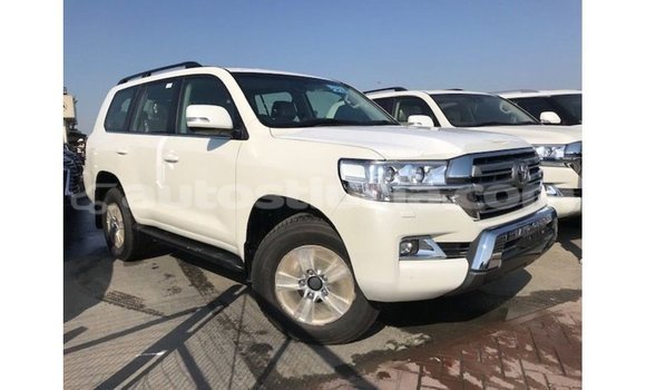 Buy Import Toyota Land Cruiser White Car in Import - Dubai in Anse-la-Raye Buy Import Toyota Land Cruiser White Car in Import - Dubai in Anse-la-Raye