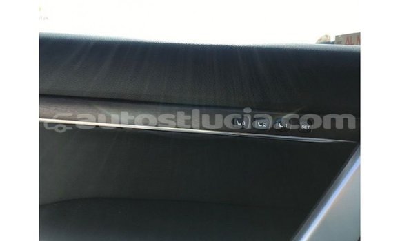 Buy Import Toyota Land Cruiser White Car in Import - Dubai in Anse-la-Raye Buy Import Toyota Land Cruiser White Car in Import - Dubai in Anse-la-Raye