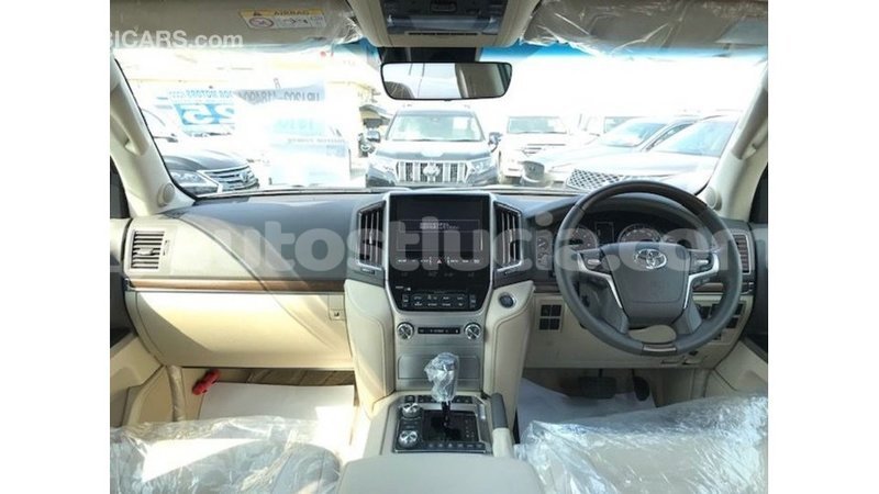 Big with watermark toyota land cruiser anse la raye import dubai 2323