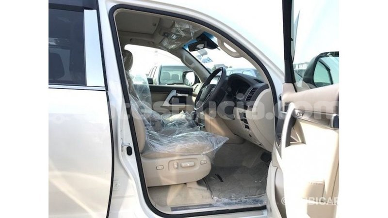 Big with watermark toyota land cruiser anse la raye import dubai 2323