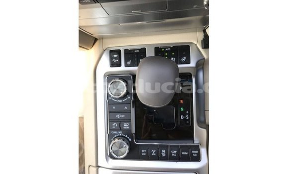 Buy Import Toyota Land Cruiser White Car in Import - Dubai in Anse-la-Raye Buy Import Toyota Land Cruiser White Car in Import - Dubai in Anse-la-Raye