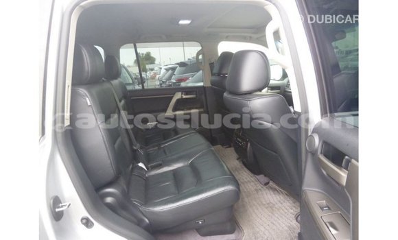 Buy Import Toyota Land Cruiser Other Car in Import - Dubai in Anse-la-Raye Buy Import Toyota Land Cruiser Other Car in Import - Dubai in Anse-la-Raye