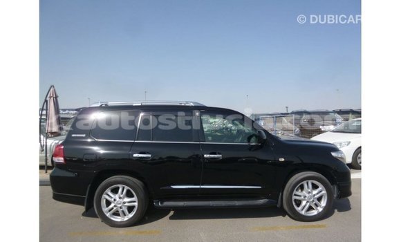 Acheter Import Voiture Toyota Land Cruiser Noir à Import - Dubai, Anse-la-Raye Acheter Import Voiture Toyota Land Cruiser Noir à Import - Dubai, Anse-la-Raye