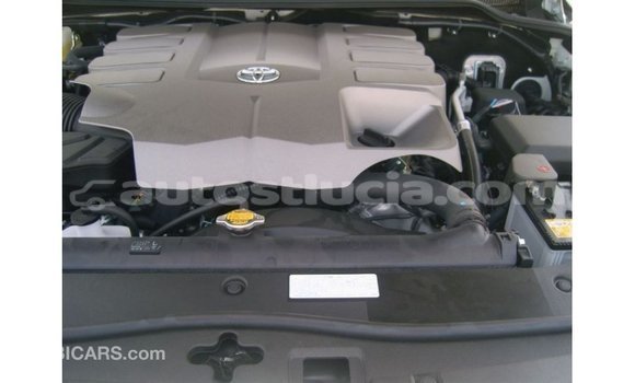 Buy Import Toyota Land Cruiser White Car in Import - Dubai in Anse-la-Raye Buy Import Toyota Land Cruiser White Car in Import - Dubai in Anse-la-Raye