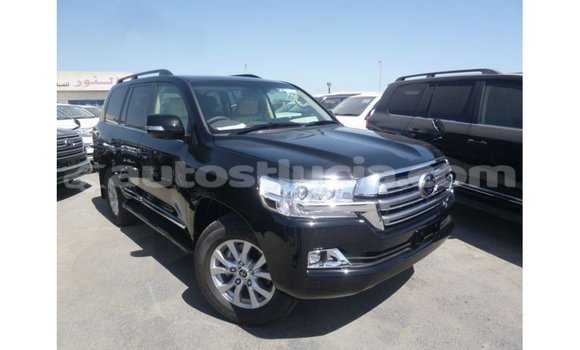 Acheter Import Voiture Toyota Land Cruiser Noir à Import - Dubai, Anse-la-Raye Acheter Import Voiture Toyota Land Cruiser Noir à Import - Dubai, Anse-la-Raye