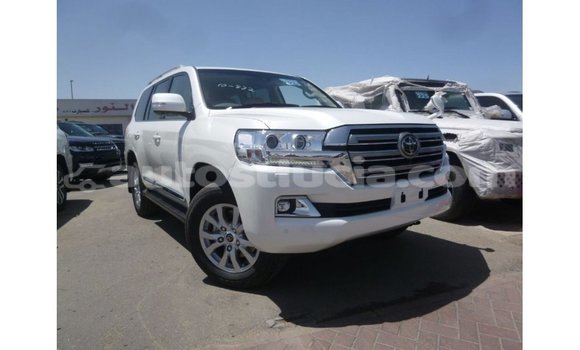 Buy Import Toyota Land Cruiser White Car in Import - Dubai in Anse-la-Raye Buy Import Toyota Land Cruiser White Car in Import - Dubai in Anse-la-Raye