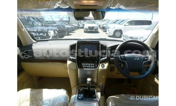 Buy Import Toyota Land Cruiser White Car in Import - Dubai in Anse-la-Raye Buy Import Toyota Land Cruiser White Car in Import - Dubai in Anse-la-Raye