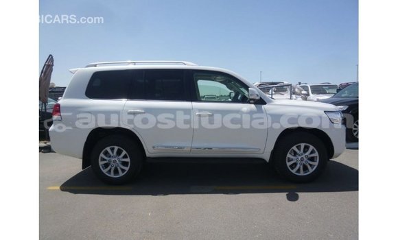Buy Import Toyota Land Cruiser White Car in Import - Dubai in Anse-la-Raye Buy Import Toyota Land Cruiser White Car in Import - Dubai in Anse-la-Raye