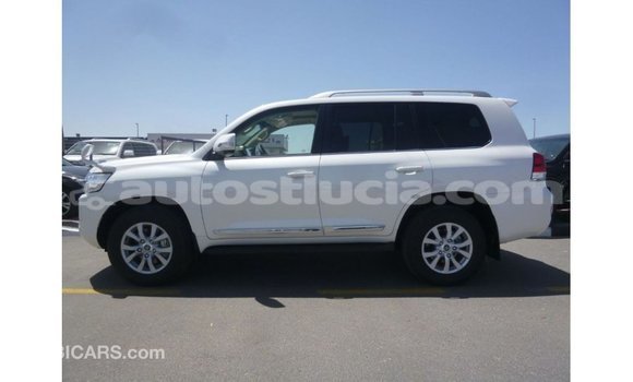 Buy Import Toyota Land Cruiser White Car in Import - Dubai in Anse-la-Raye Buy Import Toyota Land Cruiser White Car in Import - Dubai in Anse-la-Raye