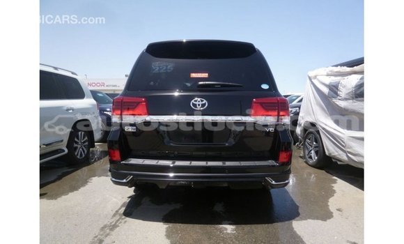 Acheter Import Voiture Toyota Land Cruiser Noir à Import - Dubai, Anse-la-Raye Acheter Import Voiture Toyota Land Cruiser Noir à Import - Dubai, Anse-la-Raye