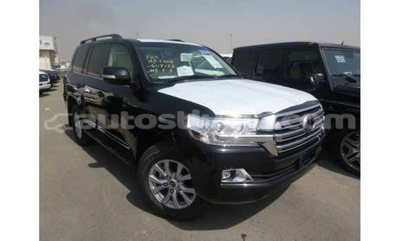 Acheter Import Voiture Toyota Land Cruiser Noir à Import - Dubai, Anse-la-Raye Acheter Import Voiture Toyota Land Cruiser Noir à Import - Dubai, Anse-la-Raye