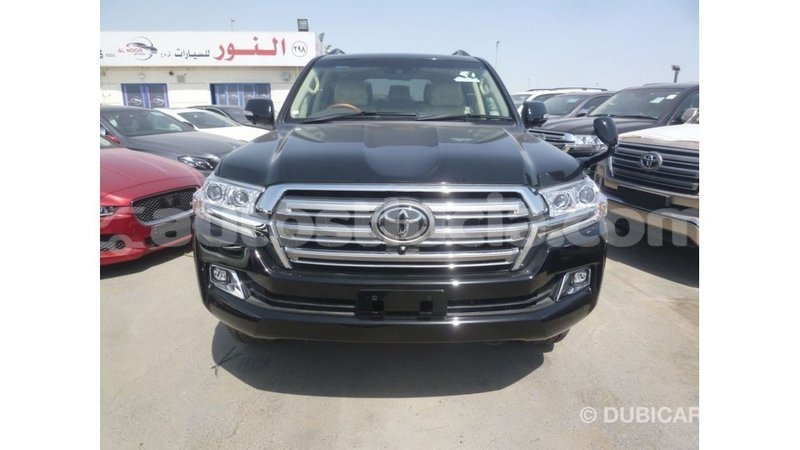 Big with watermark toyota land cruiser anse la raye import dubai 2353