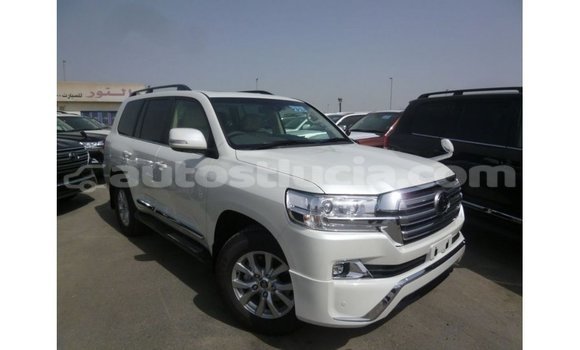 Buy Import Toyota Land Cruiser White Car in Import - Dubai in Anse-la-Raye Buy Import Toyota Land Cruiser White Car in Import - Dubai in Anse-la-Raye
