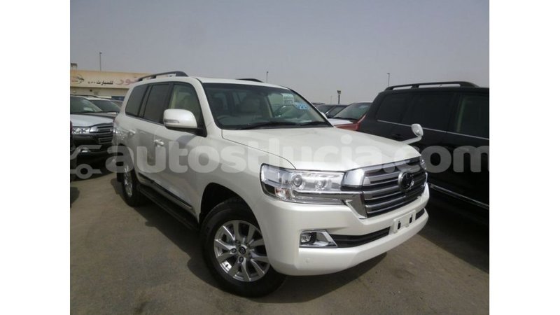 Big with watermark toyota land cruiser anse la raye import dubai 2362