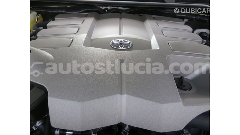 Big with watermark toyota land cruiser anse la raye import dubai 2362