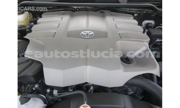 Buy Import Toyota Land Cruiser White Car in Import - Dubai in Anse-la-Raye Buy Import Toyota Land Cruiser White Car in Import - Dubai in Anse-la-Raye