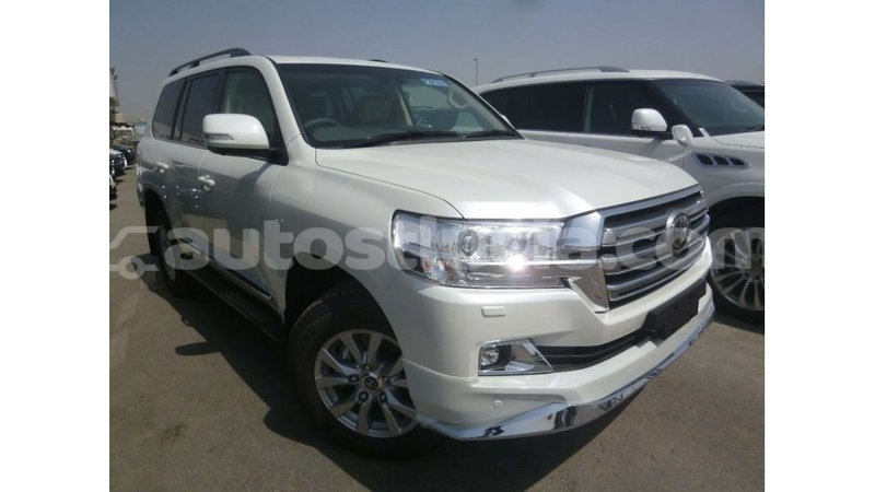 Big with watermark toyota land cruiser anse la raye import dubai 2368