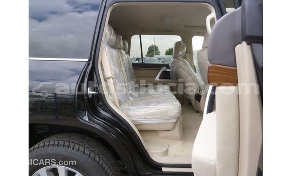 Buy Import Toyota Land Cruiser Black Car in Import - Dubai in Anse-la-Raye Buy Import Toyota Land Cruiser Black Car in Import - Dubai in Anse-la-Raye