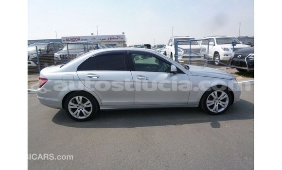 Buy Import Mercedes-Benz 200 Other Car in Import - Dubai in Anse-la-Raye Buy Import Mercedes-Benz 200 Other Car in Import - Dubai in Anse-la-Raye