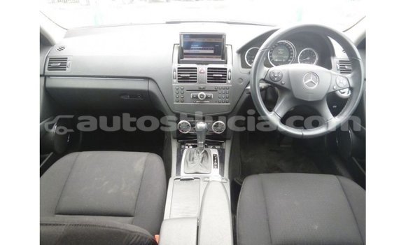 Buy Import Mercedes-Benz 200 White Car in Import - Dubai in Anse-la-Raye Buy Import Mercedes-Benz 200 White Car in Import - Dubai in Anse-la-Raye
