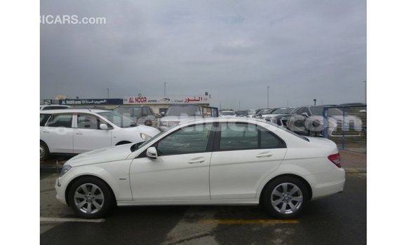 Buy Import Mercedes-Benz 200 White Car in Import - Dubai in Anse-la-Raye Buy Import Mercedes-Benz 200 White Car in Import - Dubai in Anse-la-Raye