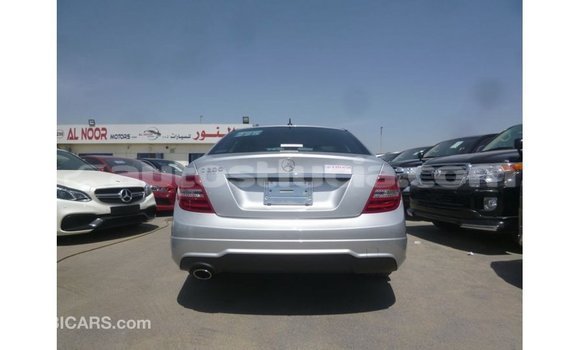 Buy Import Mercedes-Benz 200 Other Car in Import - Dubai in Anse-la-Raye Buy Import Mercedes-Benz 200 Other Car in Import - Dubai in Anse-la-Raye