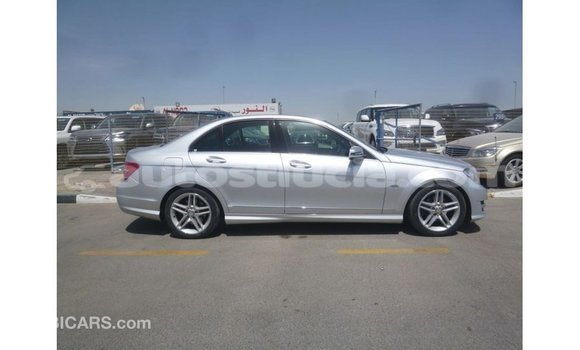 Buy Import Mercedes-Benz 200 Other Car in Import - Dubai in Anse-la-Raye Buy Import Mercedes-Benz 200 Other Car in Import - Dubai in Anse-la-Raye