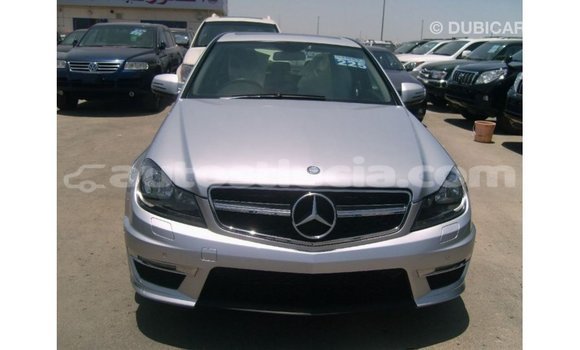Buy Import Mercedes-Benz 190 (W201) Other Car in Import - Dubai in Anse-la-Raye Buy Import Mercedes-Benz 190 (W201) Other Car in Import - Dubai in Anse-la-Raye