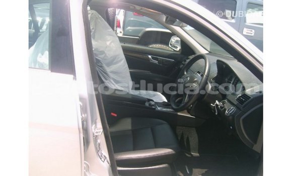 Buy Import Mercedes-Benz 190 (W201) Other Car in Import - Dubai in Anse-la-Raye Buy Import Mercedes-Benz 190 (W201) Other Car in Import - Dubai in Anse-la-Raye