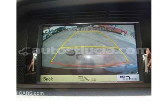 Acheter Import Voiture Mercedes-Benz 250 Noir à Import - Dubai, Anse-la-Raye Acheter Import Voiture Mercedes-Benz 250 Noir à Import - Dubai, Anse-la-Raye