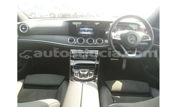 Buy Import Mercedes-Benz 190 (W201) Black Car in Import - Dubai in Anse-la-Raye Buy Import Mercedes-Benz 190 (W201) Black Car in Import - Dubai in Anse-la-Raye