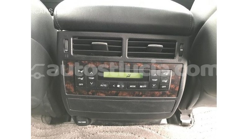 Big with watermark toyota land cruiser anse la raye import dubai 2384