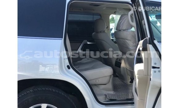 Buy Import Toyota Land Cruiser White Car in Import - Dubai in Anse-la-Raye Buy Import Toyota Land Cruiser White Car in Import - Dubai in Anse-la-Raye