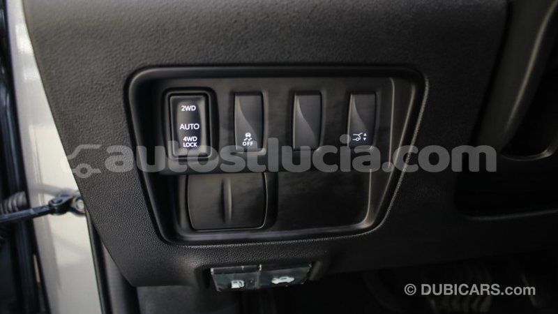 Big with watermark renault koleos anse la raye import dubai 2392